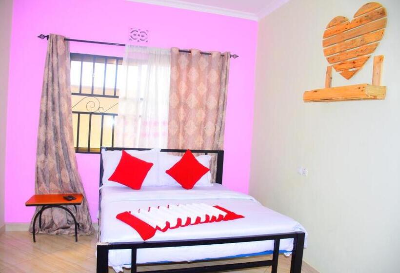 디럭스 스튜디오, Safari Park House