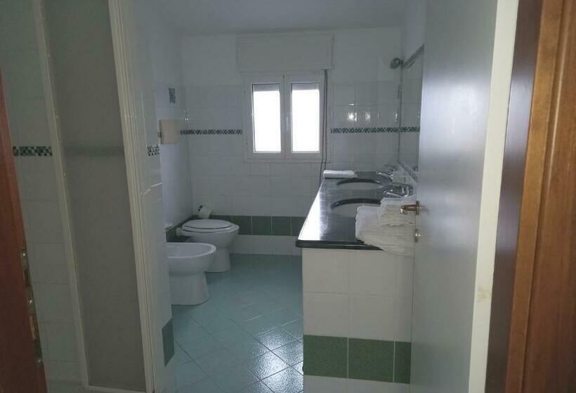 غرفة عائلية, Villa Acquamarina