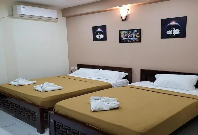 اتاق استاندارد چهار تخته, Nilton Bay Residency