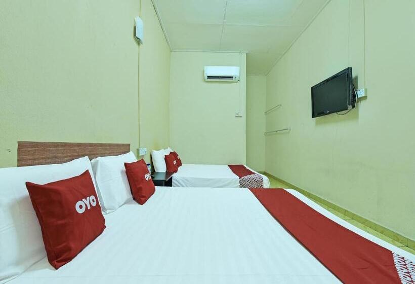 جناح عائلي, Oyo 90706 Empire Inn 2