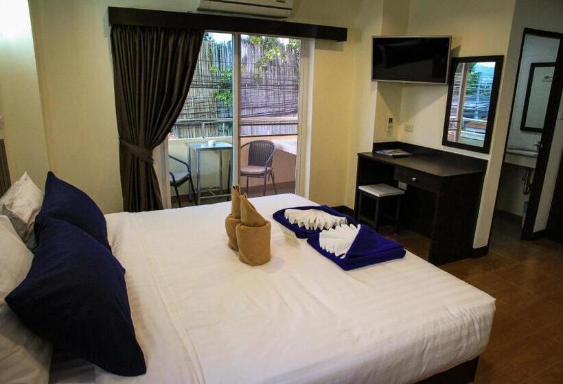 חדר סטנדרט נוף לבריכה, Sky Villa Hua Hin Guesthouse   Adults Only