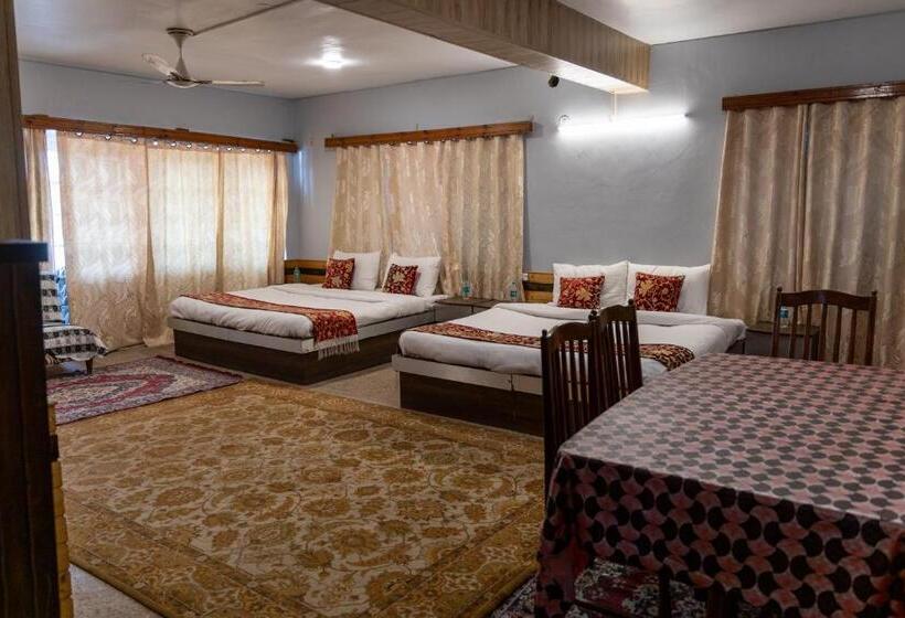 Семейный Номер Вид на Сад, Bali Guest House