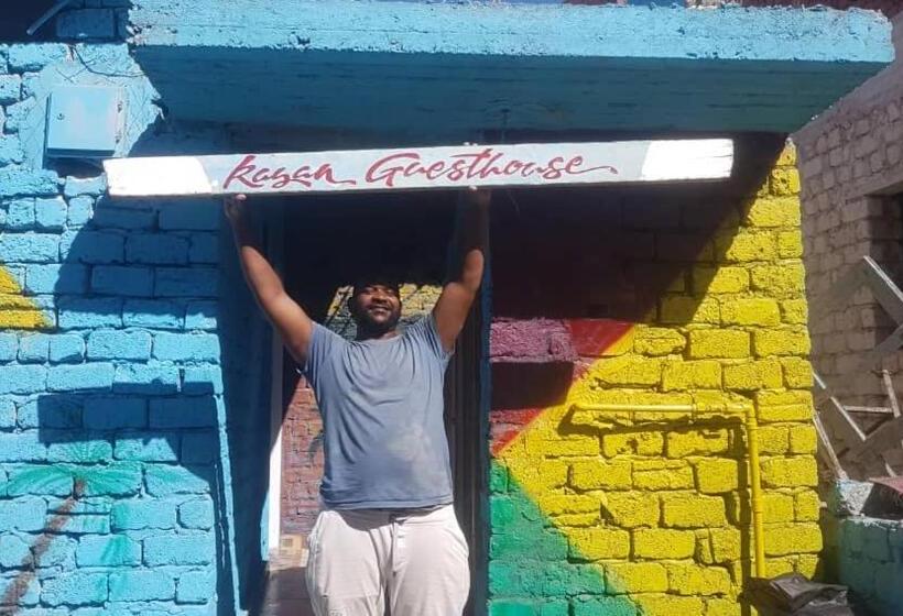 اتاق اکونومی, Kayan Guest House