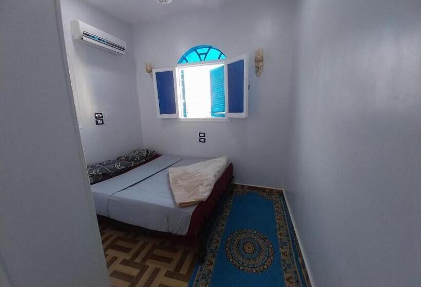 اتاق لوکس با تخت بزرگ, Kayan Guest House
