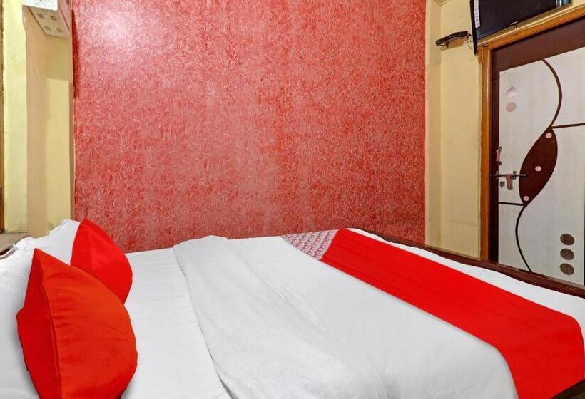 اتاق کلاسیک سه تخته, Flagship Hotel Royal