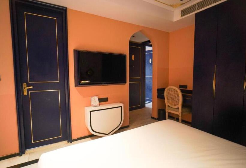 带大床的豪华间, Bur Dera A Boutique Luxury