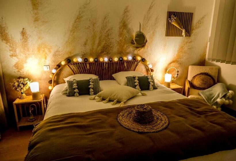 Standardzimmer Kingsize Bett, Suites By Aix Keys Avec Jacuzzi Privatif 5 Min Des Plages Fouras