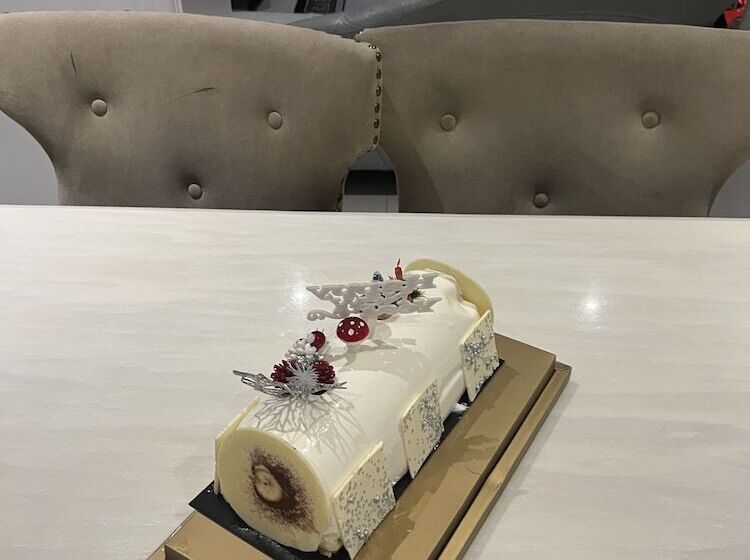 디럭스 룸, Tj Homes