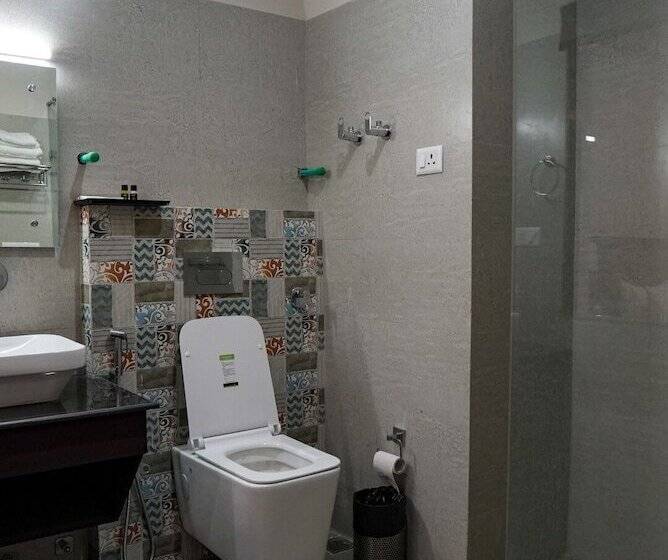 Quarto Deluxe, Karma Residency