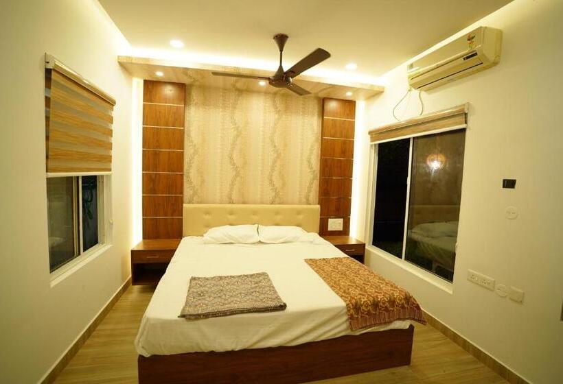 标准房带园景, Marari Farm Heritage Inn