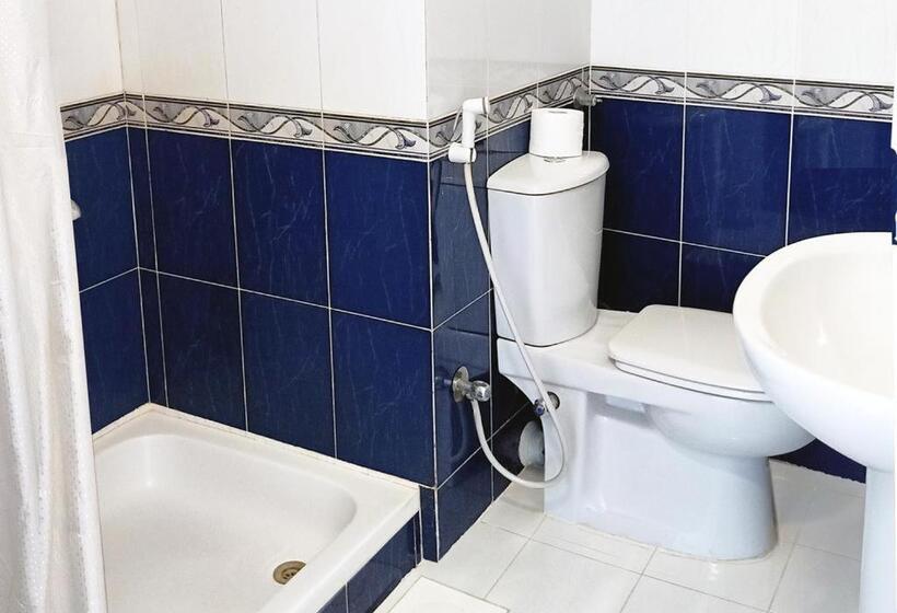 اتاق لوکس سه تخته, Red Sea Relax