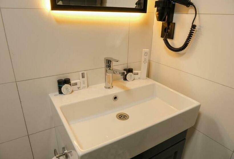 Номер Deluxe Одноместный, Loft Plus Hotel S