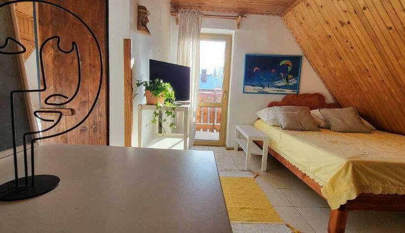 スタンダード４人部屋, Poza Horyzont