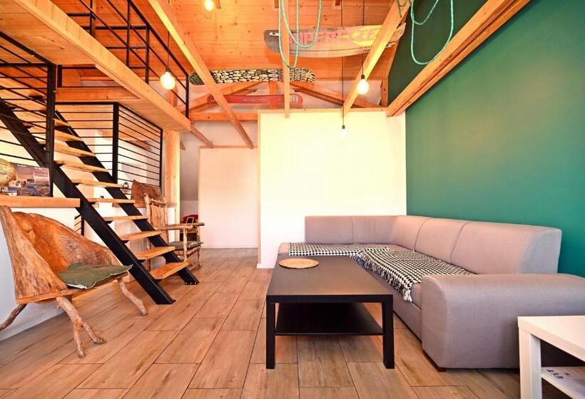 ３ベッドルームアパートメント, Poza Horyzont