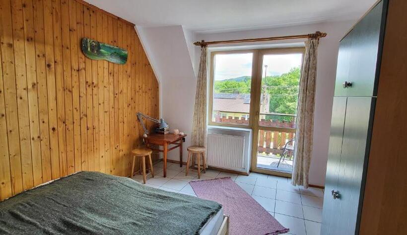 ベーシックトリプルルーム, Poza Horyzont