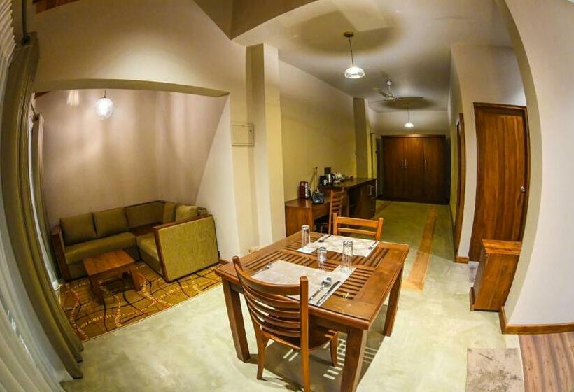 Suite with lake view, Allure Yala Luxury Suites By Allure Leisure