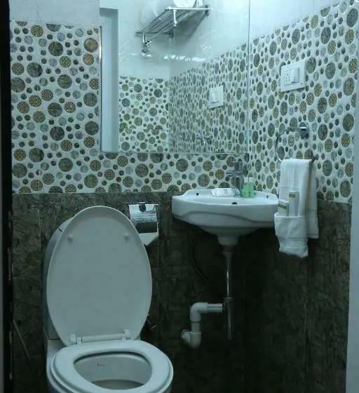 デラックスルーム, Christian Guest House