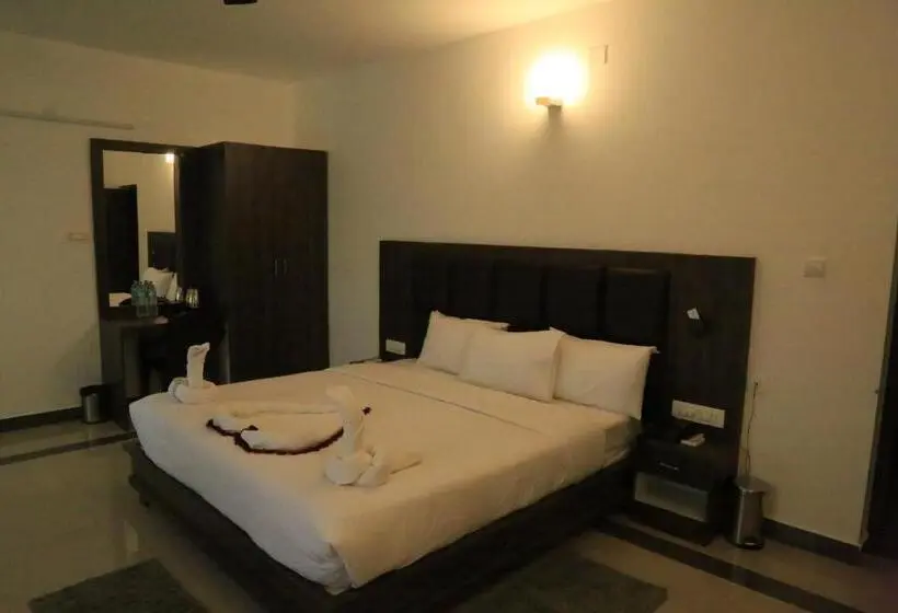 デラックススイート, Christian Guest House