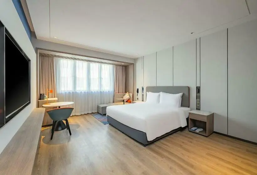 キングサイズベッドのスタンダードルーム, Holiday Inn Express Suzhou Luzhi, An Ihg