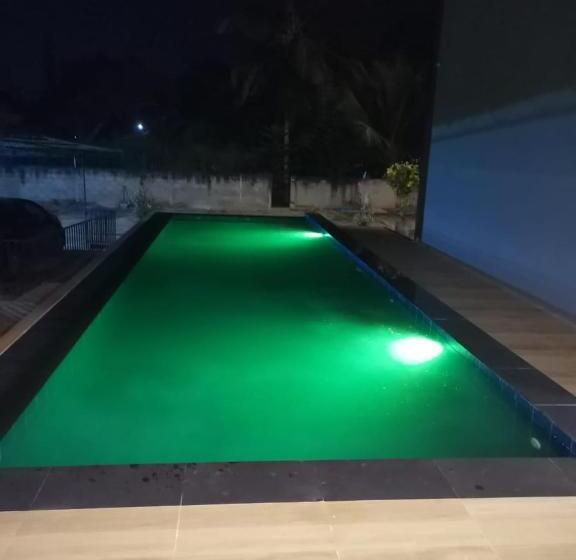 غرفة ديلوكس, Y Villa Residencies