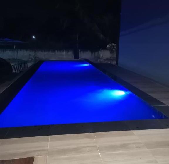 Апартаменты 1 Спальня с Балконом, Y Villa Residencies