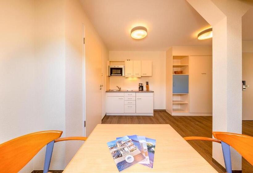 דירת חדר, Michels Haus Wilhelm Augusta