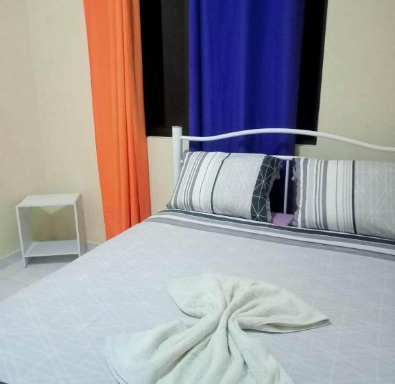 اتاق لوکس خانوادگی, Casa Familiar Pôr Do Sol