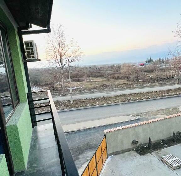 Standard Room with Balcony, Green Hotel Ang