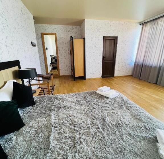 Standard Room with Balcony, Green Hotel Ang