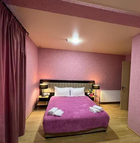 Standard Room with Balcony, Green Hotel Ang