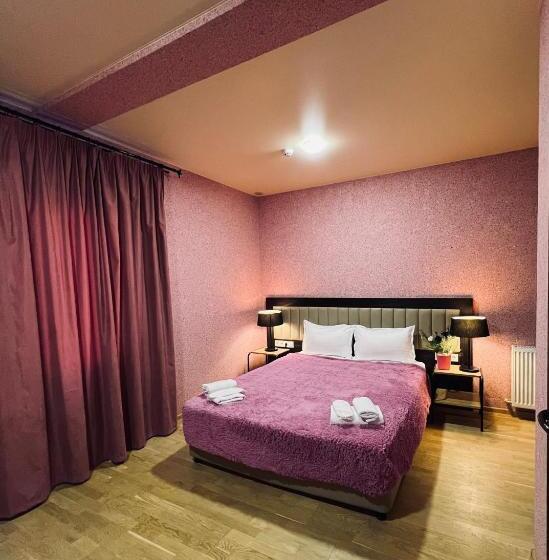 Standard Room with Balcony, Green Hotel Ang