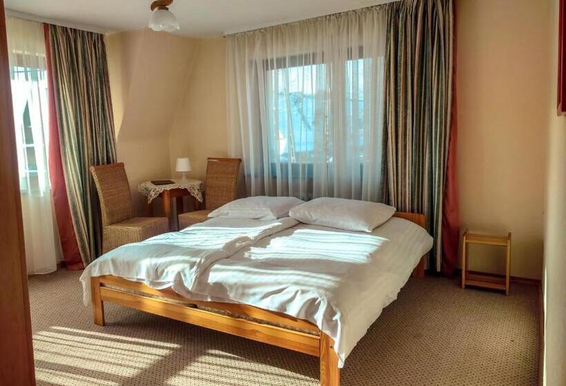 家庭间, Agroturystyka śtyry Gwiozdki