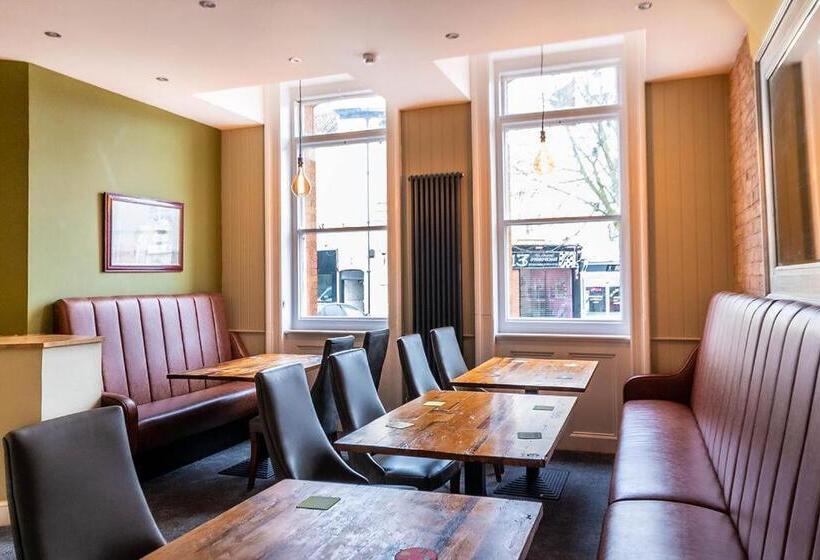 Номер Стандарт, The Windmill