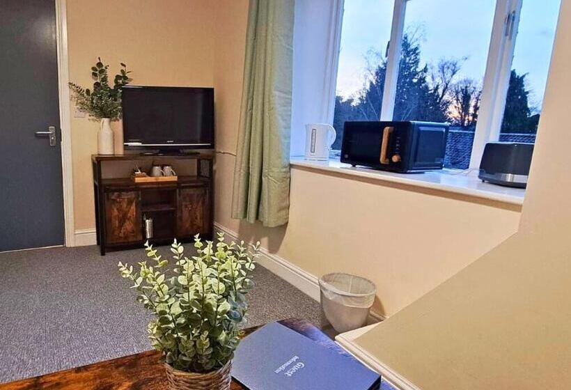 Люкс, The Windmill