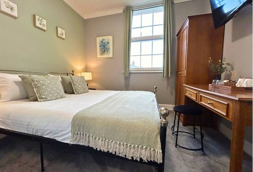 Номер Стандарт, The Windmill