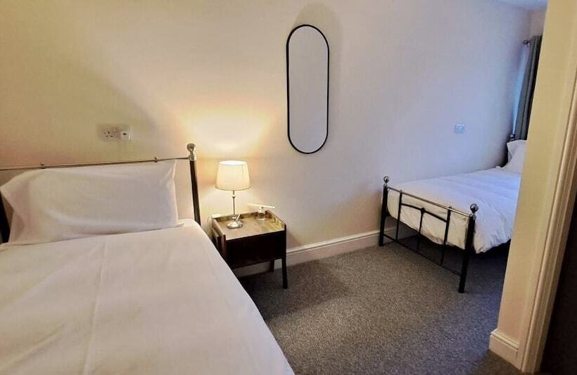 Люкс, The Windmill