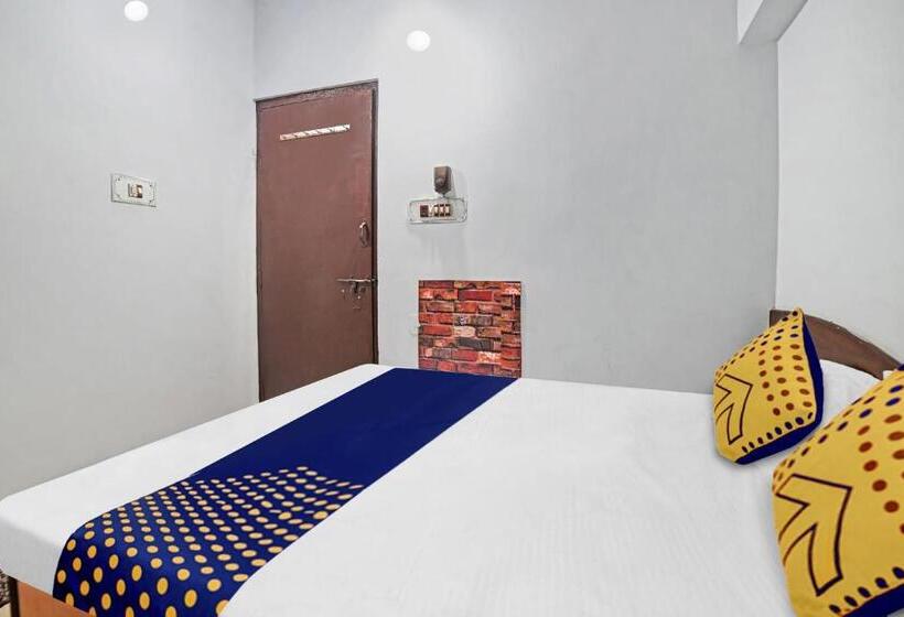 三人经典房间, Spot On Hotel Ss