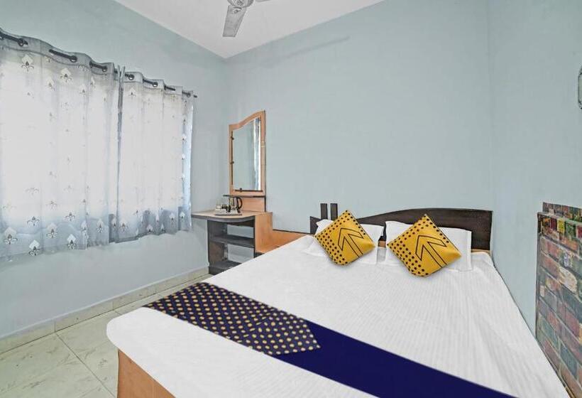 三人经典房间, Spot On Hotel Ss