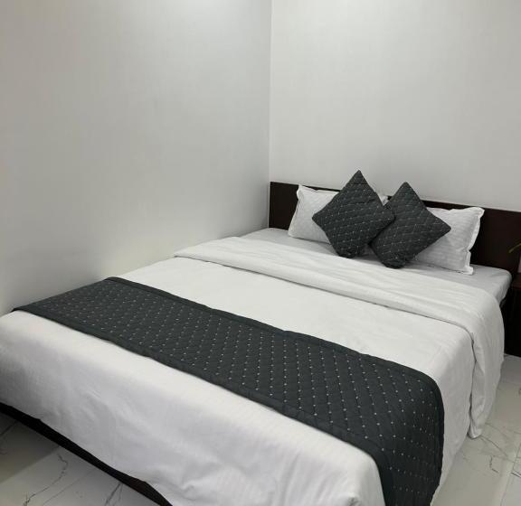 اتاق استاندارد با تراس, Addy S Inn