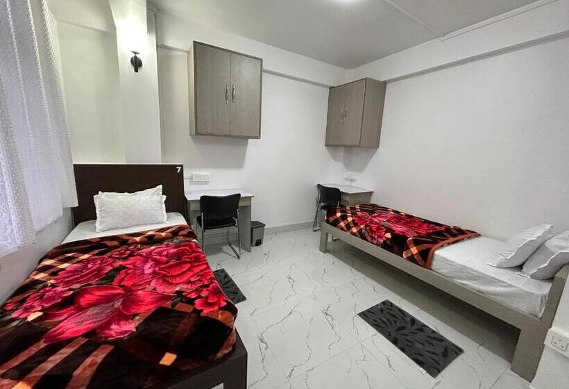 اتاق استاندارد, Addy S Inn