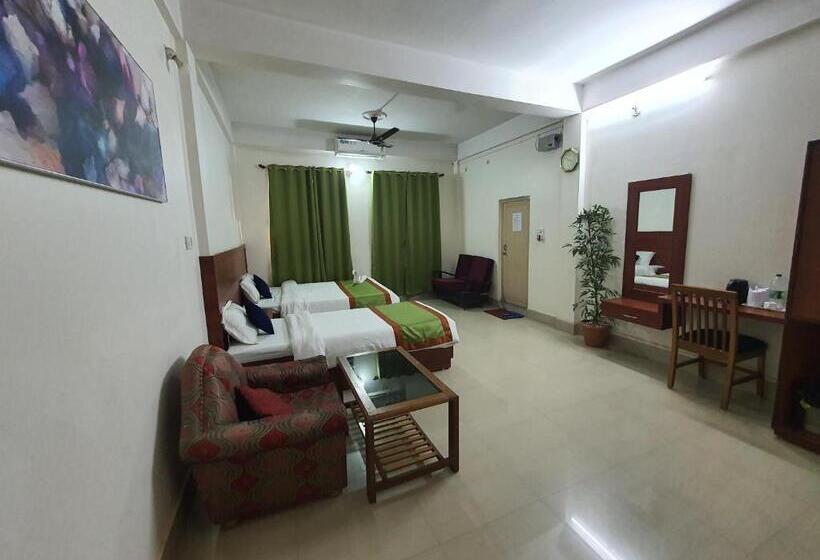 חדר משפחתי דלוקס, Deo Volente