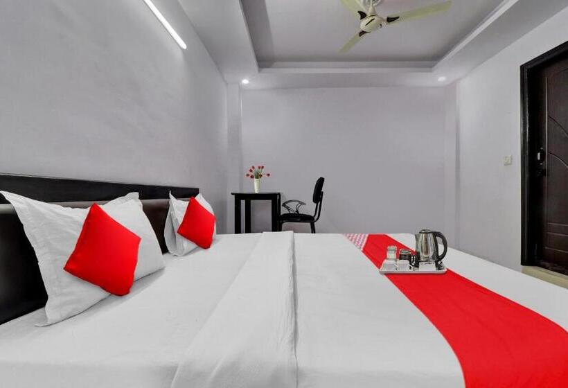 Habitació Triple Clàssica, Flagship Rawat Homestay