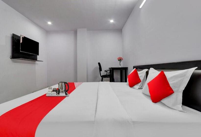 Habitació Triple Clàssica, Flagship Rawat Homestay