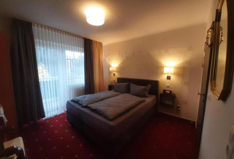 标准间带阳台, Katharina Die Kleine