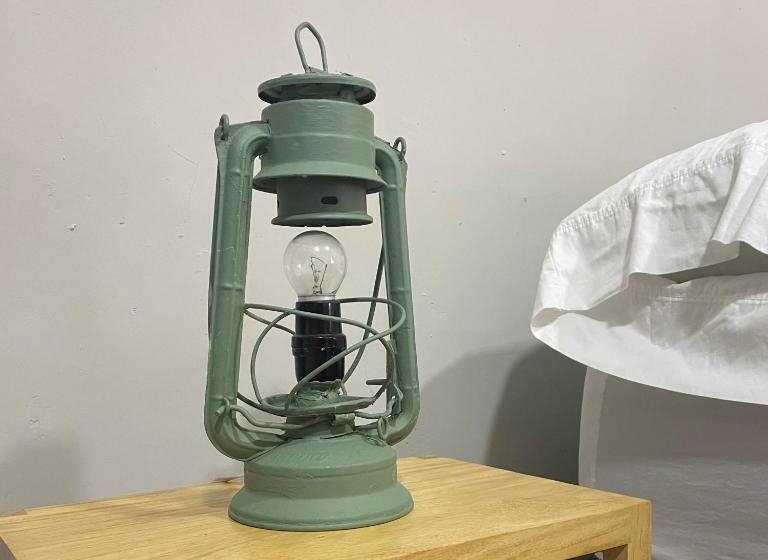 四人标准间, Looking2good