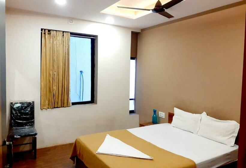 חדר סטנדרט, Madery