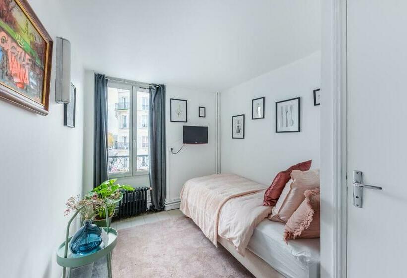 标准单人间共用浴室, Room Sauvage