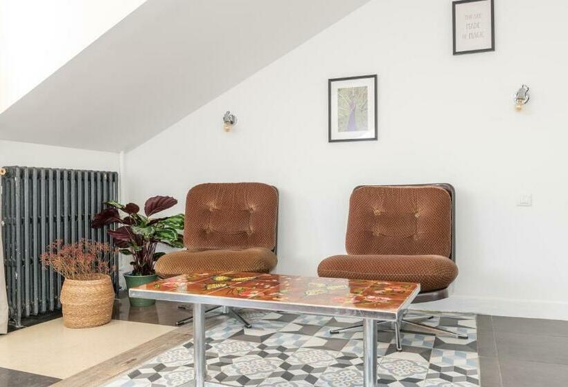 豪华房间, Room Sauvage