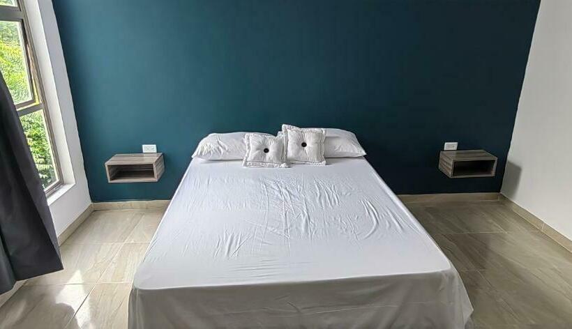 스탠다드 룸, Work Space Hostal