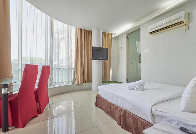 带大床的豪华间, Swing And Pillows At Pj Kd